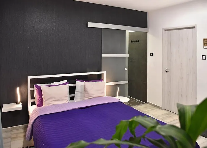 Water Lily Boutique And Hévíz